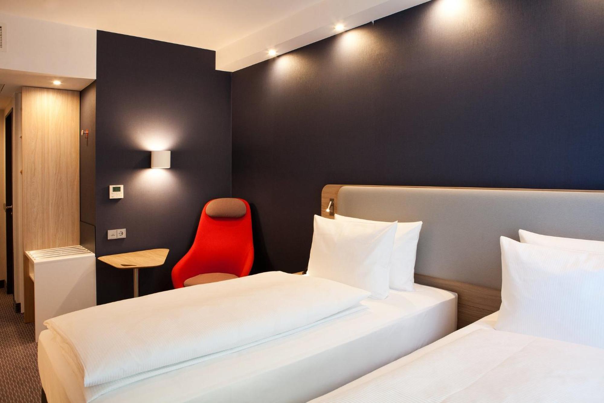 Holiday Inn Express - Goeppingen By Ihg المظهر الخارجي الصورة